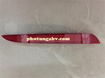 đèn phản quang ba đờ xốc sau mazda 3 09-13